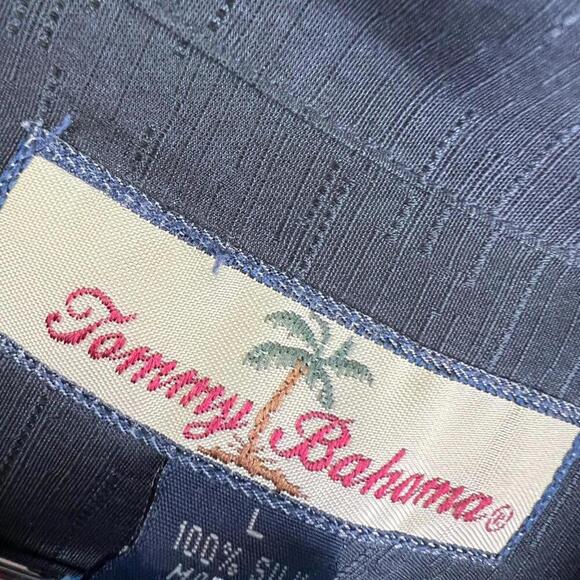 Tommy Bahama Silk Shirt Mens L Bamboo Print Green Black Button Up Camp Hawaiian - Picture 3 of 6
